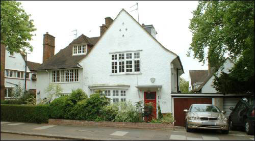 159 Hampstead Way